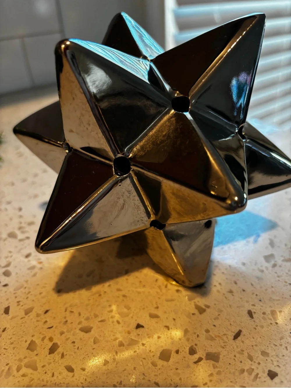 Celestial Design silver Ceramic Star for potpourri/essential oil  holder